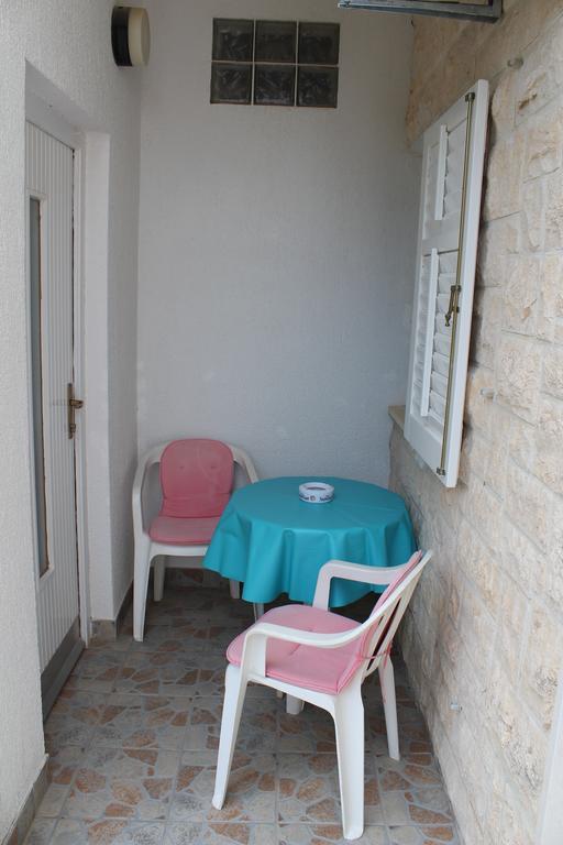 Apartma Paula *